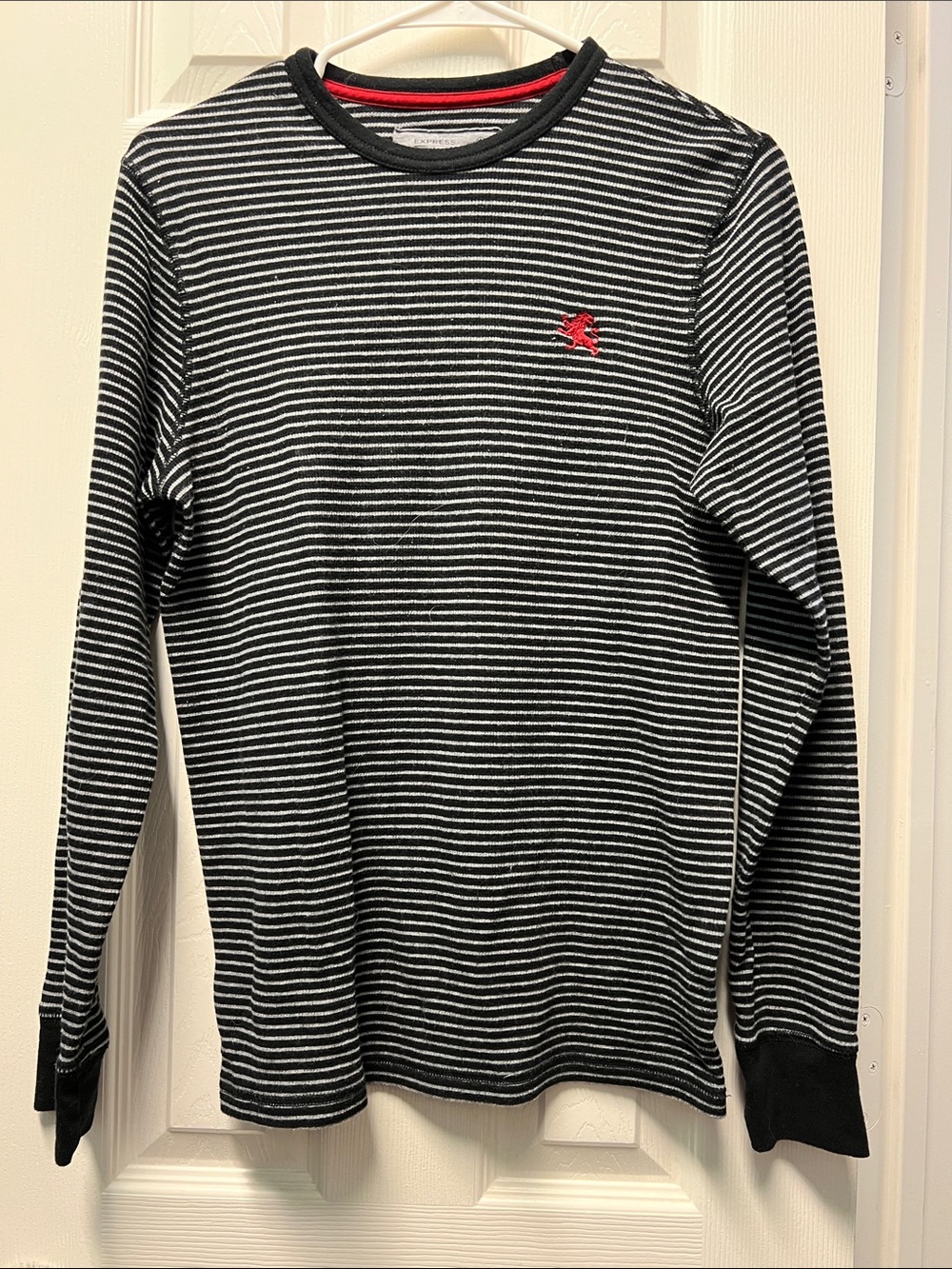 Express Waffle Knit Long Sleeve Thermal Shirt Red Blue Striped Mens S/P